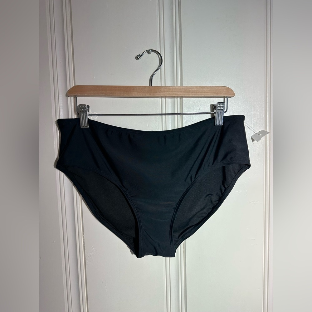 Island Pearls Black swim bottoms | size 18 | swimsuit bottoms | new with tag